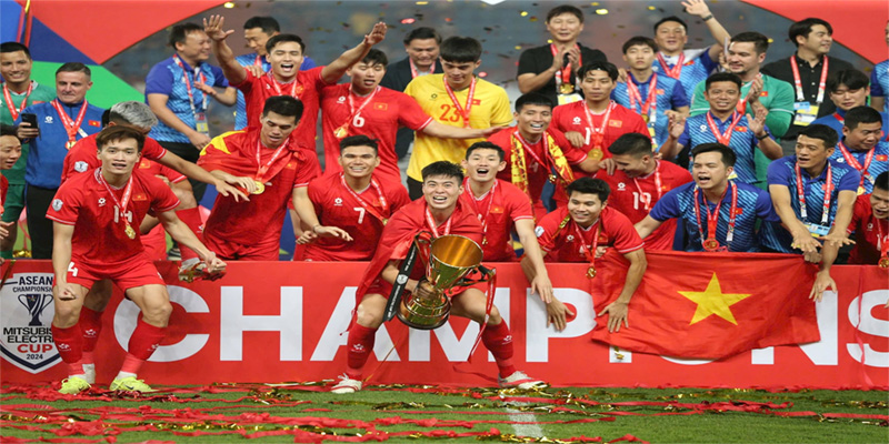 Tình hình hiện tại của đội tuyển bóng đá quốc gia Việt Nam Tình hình hiện tại của đội tuyển bóng đá quốc gia Việt Nam